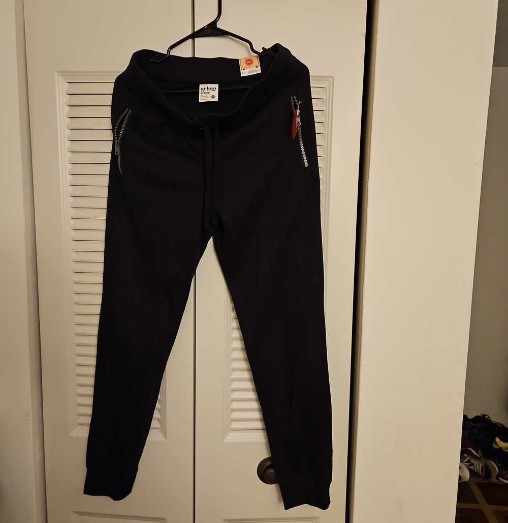 urban pipeline Black Heavyweight Sweatshirt